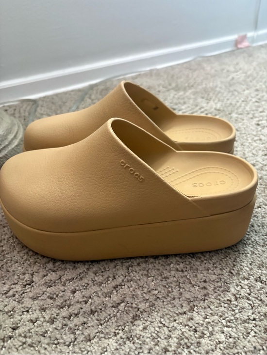 CROCS Shoes - Crocs Dylan Platform Clog
